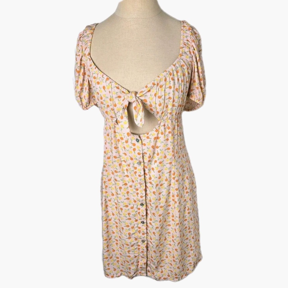 Dippin Daisys orange and lemon print dress size L Tie Front‎ Cut Out Button Down